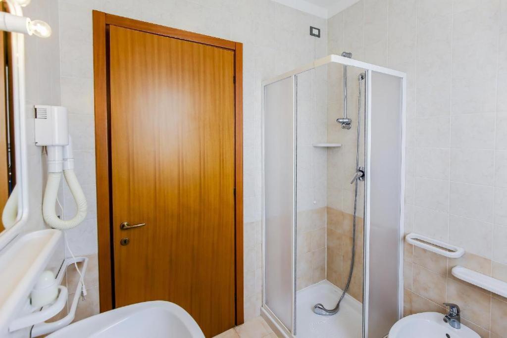 Tamerici Bilocale Fronte Piscina - Agenzia Cocal Apartamento